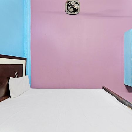 Hotel O Home Om Marriage Hall Ayodhya Eksteriør bilde