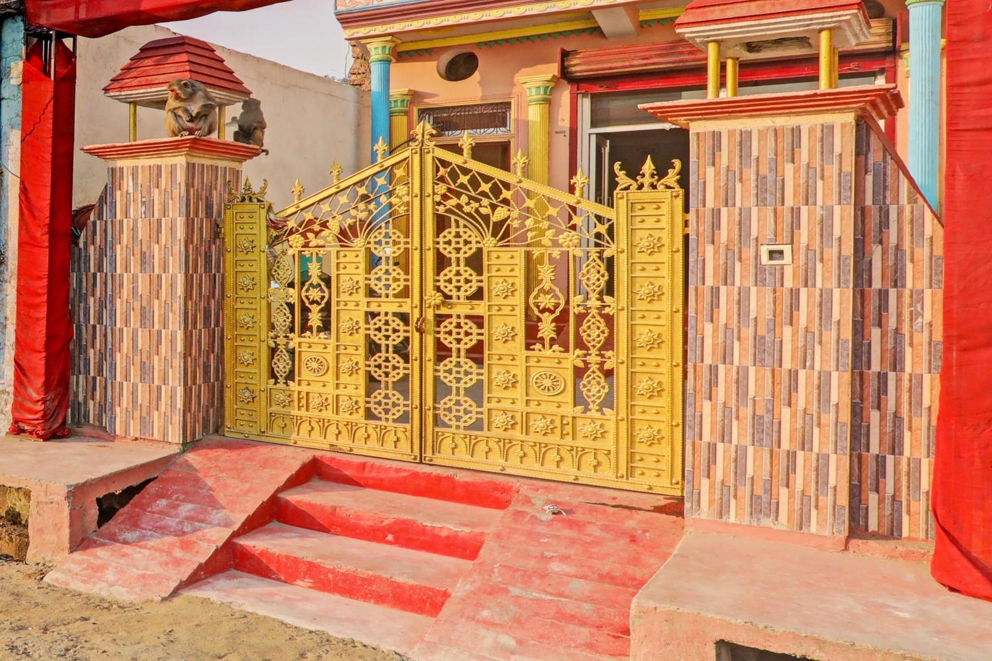 Hotel O Home Om Marriage Hall Ayodhya Eksteriør bilde